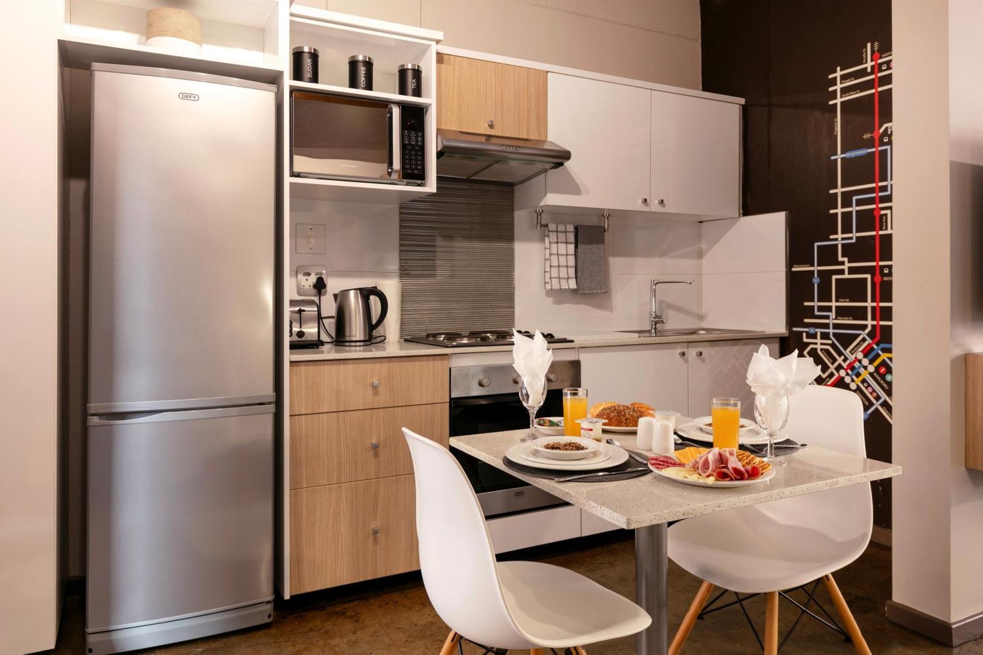 Akanani Apartments Pretoria-Noord Extérieur photo